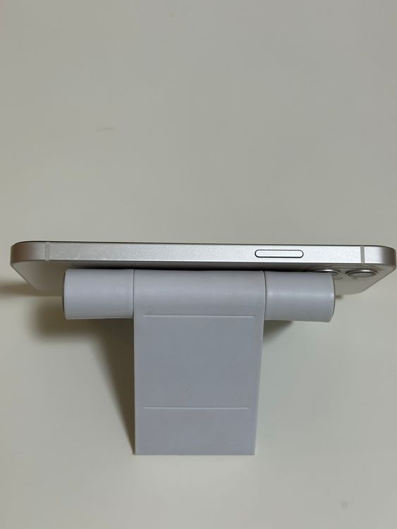 ���Хåƥ꡼83% SIM�ե꡼ iPhone12 128GB �ۥ磻��