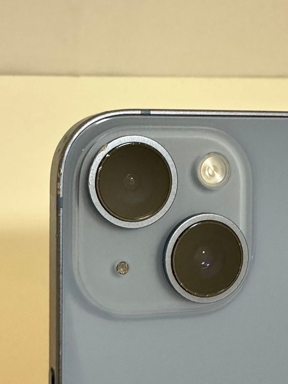 ���Хåƥ꡼80% SIM�ե꡼ iPhone14 128GB �֥롼