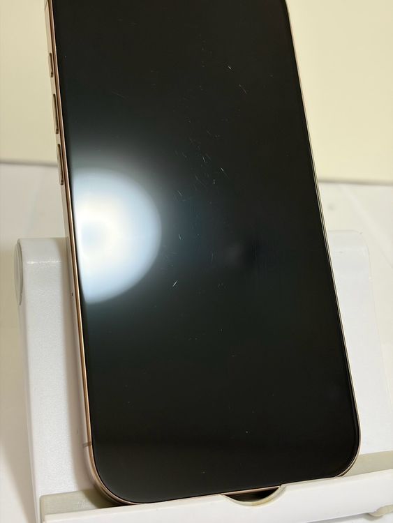 ���Хåƥ꡼87% SIM�ե꡼ iPhone16Pro 256GB �ǥ����ȥ����˥���