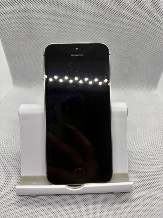 ���ϥԥͥ��ͥå� SIM�ե꡼ iPhoneSE 128GB ���ڡ������쥤��96%