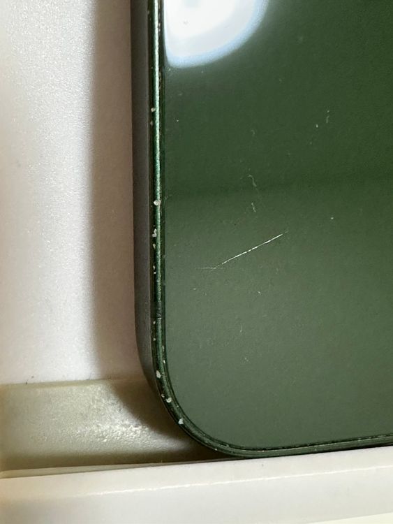 ���Хåƥ꡼81% SIM�ե꡼ iPhone13 128GB ���꡼��