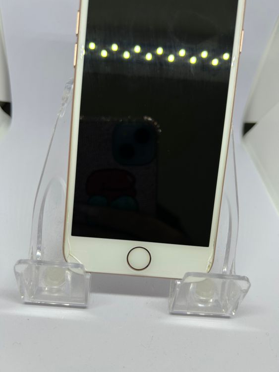��SIM�ե꡼ iPhone8  64GB ������� �Хåƥ꡼78%