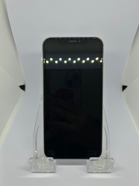 ��SIM�ե꡼ iPhone11Pro  64GB ����С�