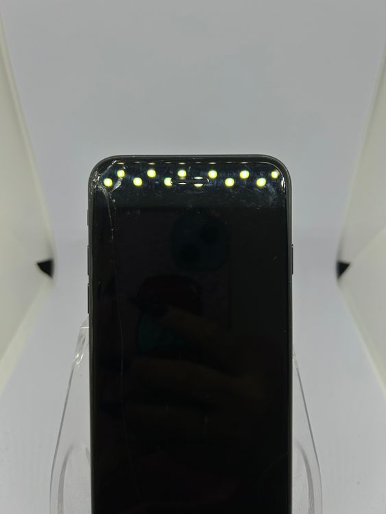 ��SIM�ե꡼ iPhoneSE��2����  64GB �֥�å� �Хåƥ꡼80%
