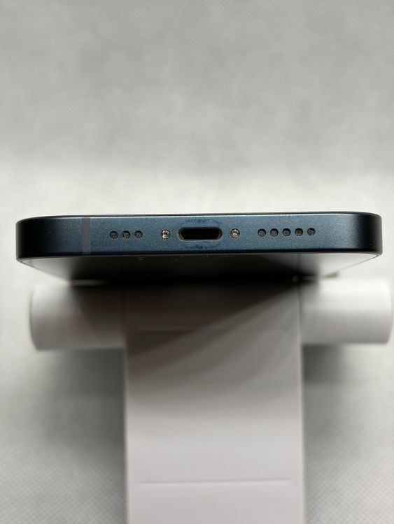 ���Хåƥ꡼95% ���� SIM�ե꡼ iPhone14 128GB �ߥåɥʥ���