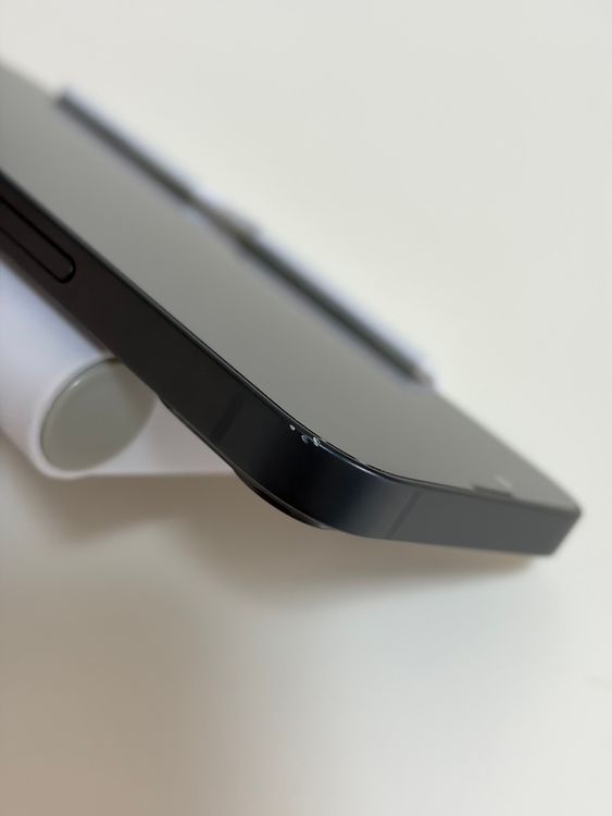 ���Хåƥ꡼90% SIM�ե꡼ iPhone13 128GB �ߥåɥʥ���
