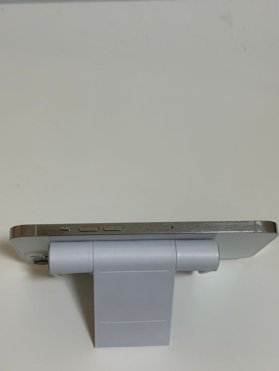 ��SIM�ե꡼ iPhone12ProMax 256GB ����С�