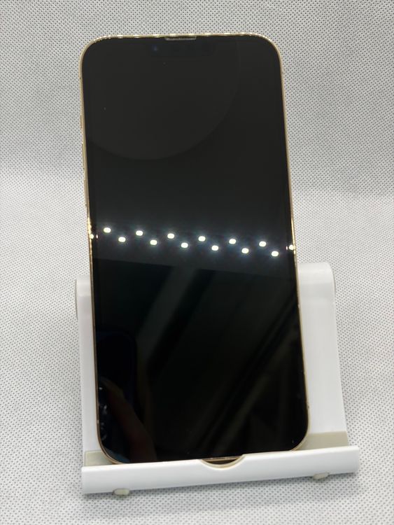 ���Хåƥ꡼82% SIM�ե꡼ iPhone13ProMax 128GB �������