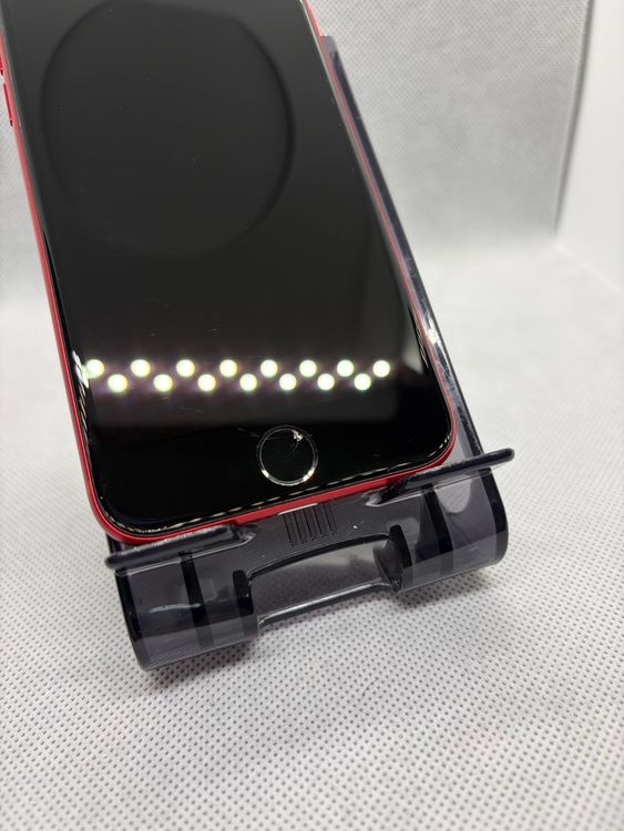 ���ϥԥͥ��ͥå� SIM�ե꡼ iPhoneSE ��2���� 128GB ��å� �Хåƥ꡼82%