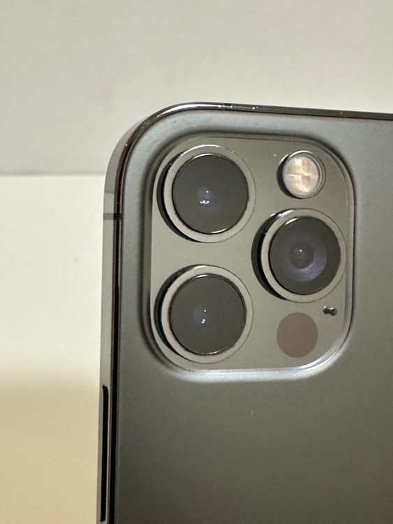 ���Хåƥ꡼91% SIM�ե꡼ iPhone12Pro 128GB ����ե�����