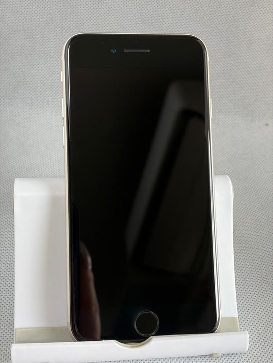 ������̤���� SIM�ե꡼ iPhoneSE ��3���� 64GB