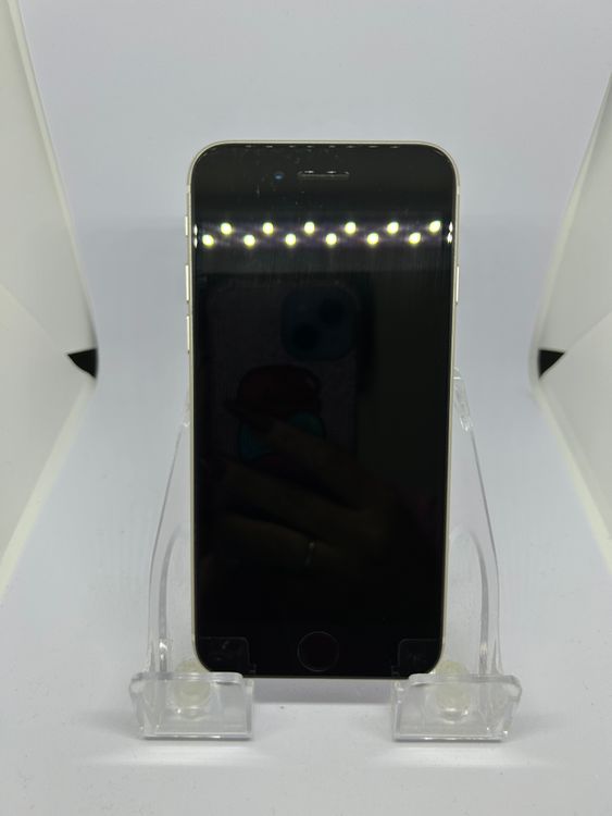 ��Ķ���� SIM�ե꡼ iPhoneSE��3���� 64GB �������饤��