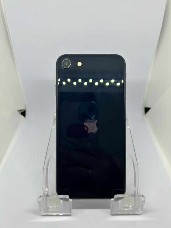 ��SIM�ե꡼ iPhoneSE��3����  64GB �ߥåɥʥ���