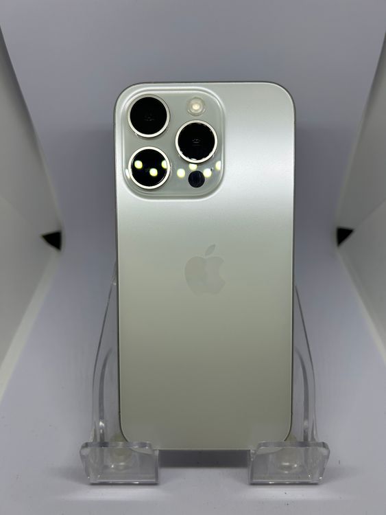 ��SIM�ե꡼ iPhone15Pro 256GB �ۥ磻�ȥ����˥���
