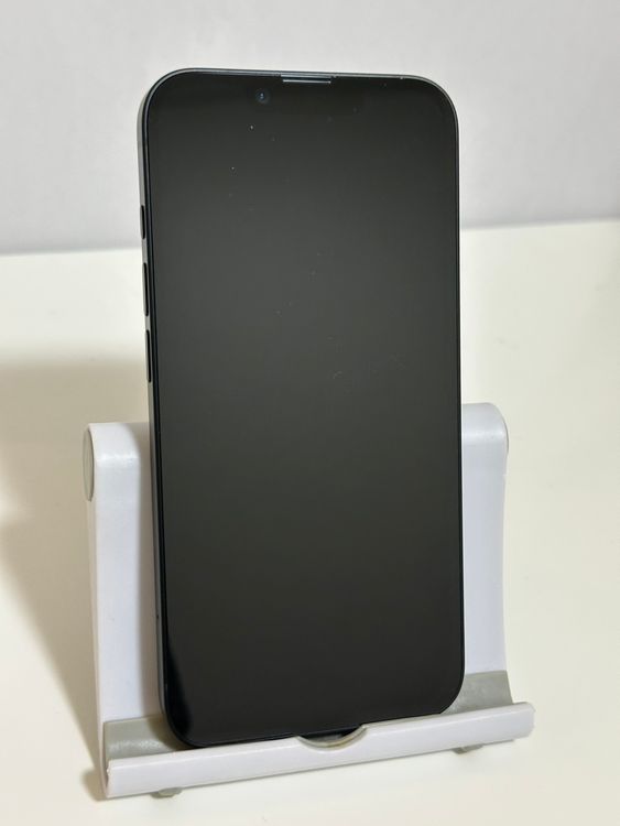 ���Хåƥ꡼93% ����Ʊ�� SIM�ե꡼ iPhone16e 256GB �֥�å�
