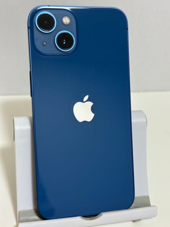 ���Хåƥ꡼83% SIM�ե꡼ iPhone13 256GB �֥롼