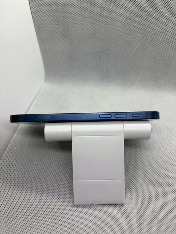 ���ϥԥͥ��ͥå� SIM�ե꡼ iPhone12 128GB �֥롼 �Хåƥ꡼88%