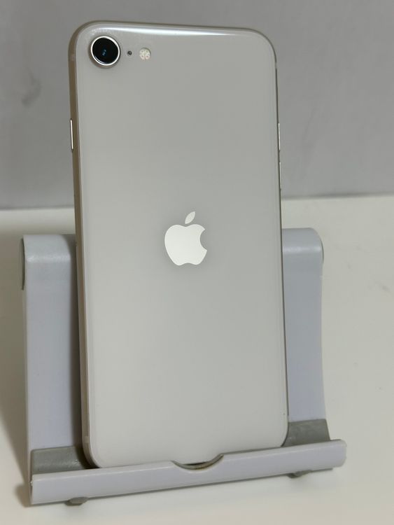 ���Хåƥ꡼85% SIM�ե꡼ iPhoneSE ��3���� 128GB �������饤��