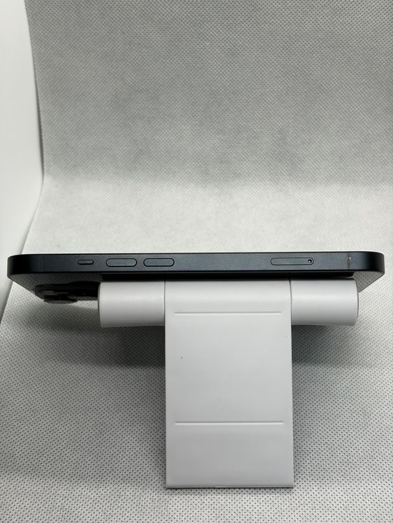 ������Ʊ�� �Хåƥ꡼99% SIM�ե꡼ iPhone14 128GB �ߥåɥʥ���