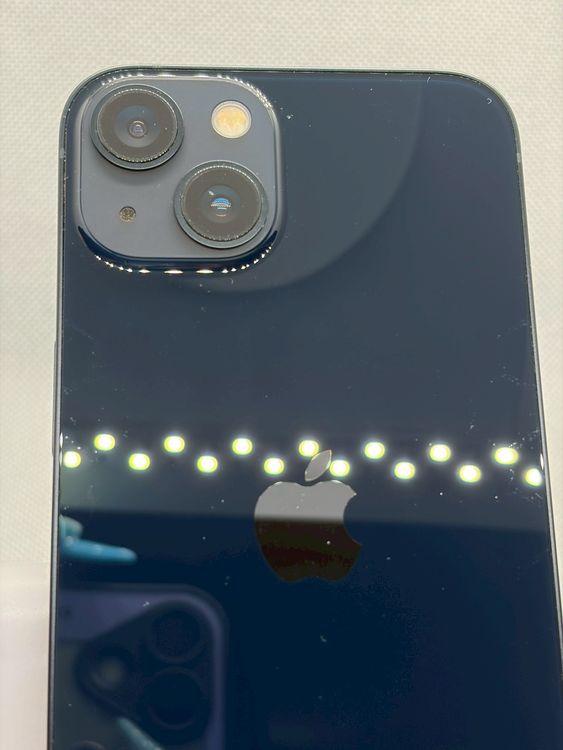 ���Хåƥ꡼86% SIM�ե꡼ iPhone13 128GB �ߥåɥʥ���