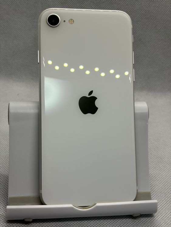��Ķ���� SIM�ե꡼ iPhoneSE ��2���� 64GB �ۥ磻�� �Хåƥ꡼80%