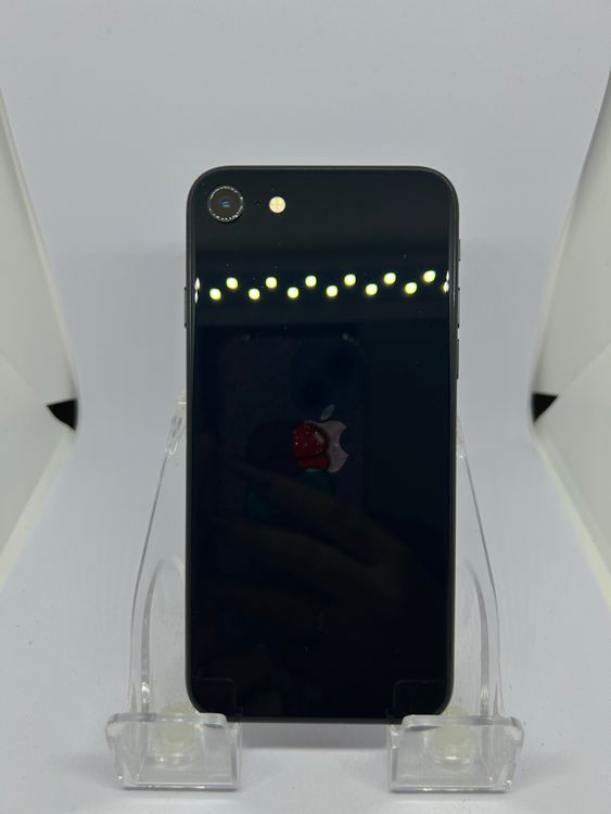 ��SIM�ե꡼ iPhoneSE��3����  64GB �ߥåɥʥ��� �Хåƥ꡼78%