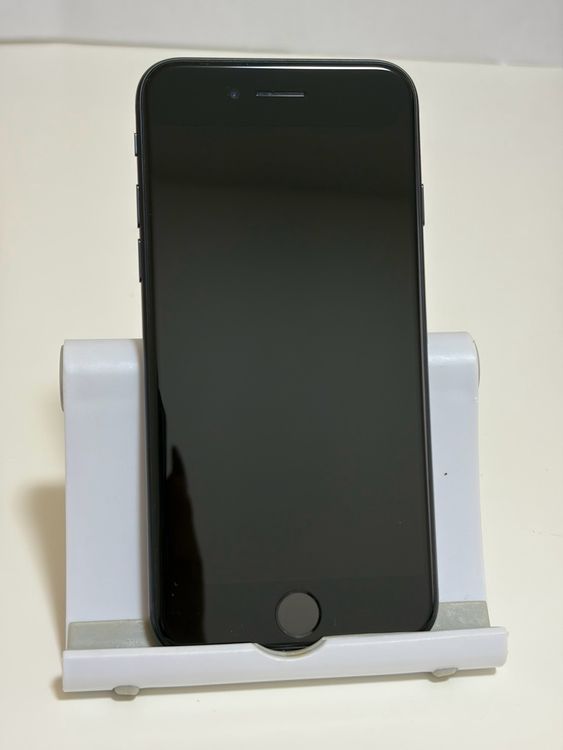 ���Хåƥ꡼88% SIM�ե꡼ iPhoneSE ��3���� 64GB �ߥåɥʥ���