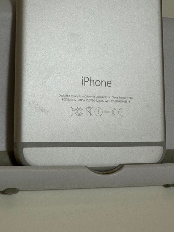 ��iPhone6 64GB ����С� docomo