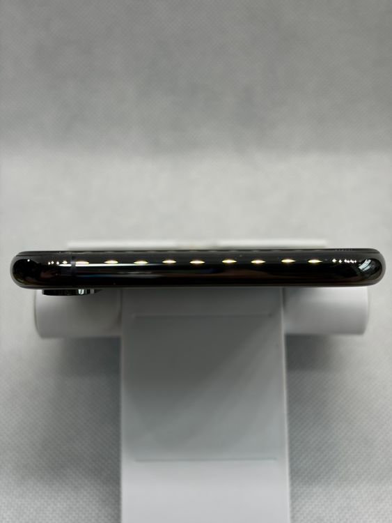 ���Хåƥ꡼80% SIM�ե꡼ iPhoneXSMax 64GB ���졼