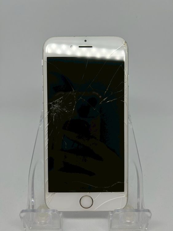 ���ϥԥͥ��ͥå� SIM�ե꡼ iPhone6s  64GB ����С� 82% ����̵��