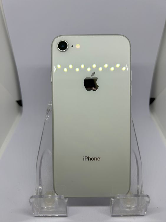��SIM�ե꡼ iPhone8  64GB ����С� �Хåƥ꡼83%