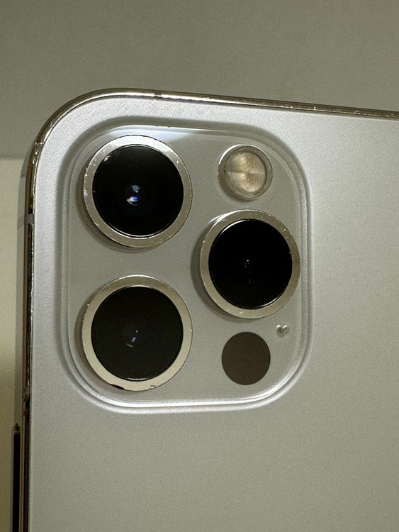 ��SIM�ե꡼ iPhone12Pro 256GB ����С�