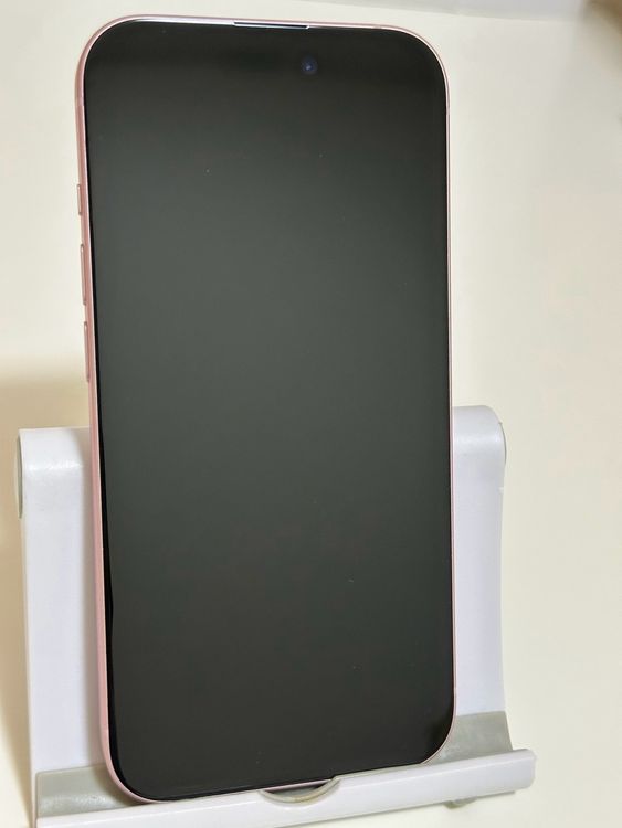 ���Хåƥ꡼100% ����Ʊ�� SIM�ե꡼ iPhone15 128GB �ԥ�