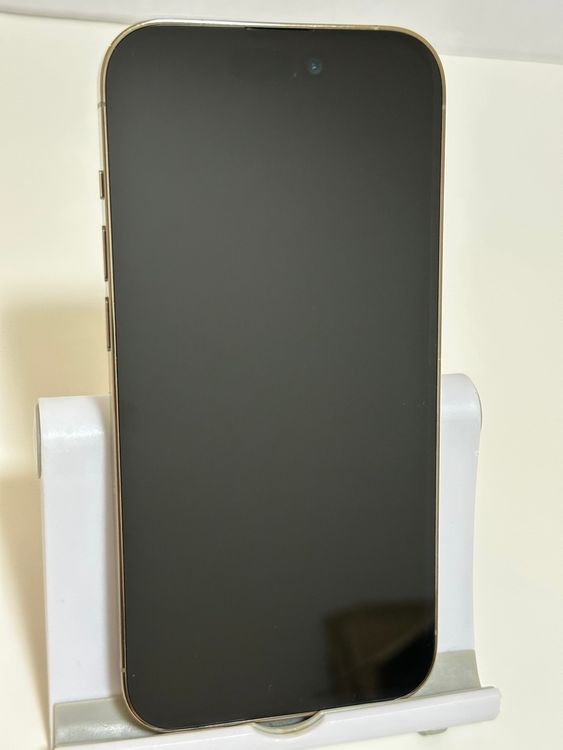 ���Хåƥ꡼100% ���� SIM�ե꡼ iPhone14Pro 128GB �������