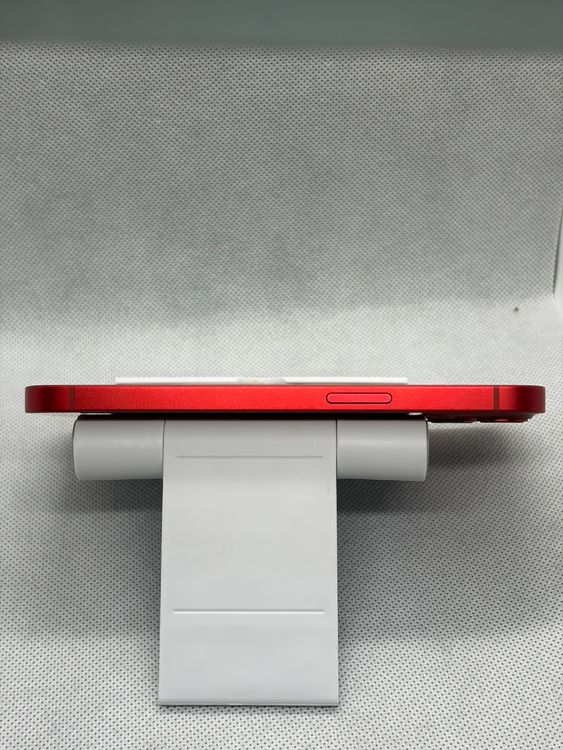 ���Хåƥ꡼83% SIM�ե꡼ iPhone13 256GB ��å�