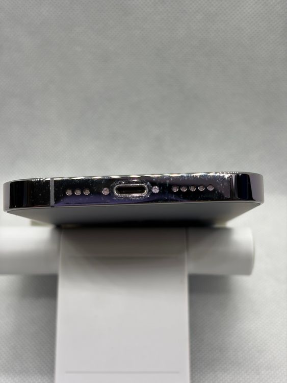 ���Хåƥ꡼83% SIM�ե꡼ iPhone14Pro 512GB �ѡ��ץ�