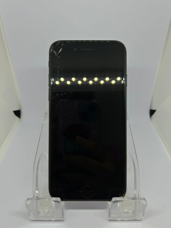 ��SIM�ե꡼ iPhoneSE��2����  64GB �֥�å� �Хåƥ꡼80%