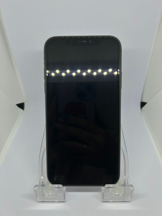 ������ SIM�ե꡼ iPhone11 64GB �֥�å�