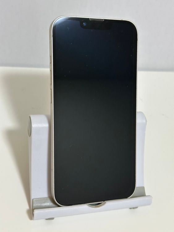 ���Хåƥ꡼84% SIM�ե꡼ iPhone13 128GB �������饤��
