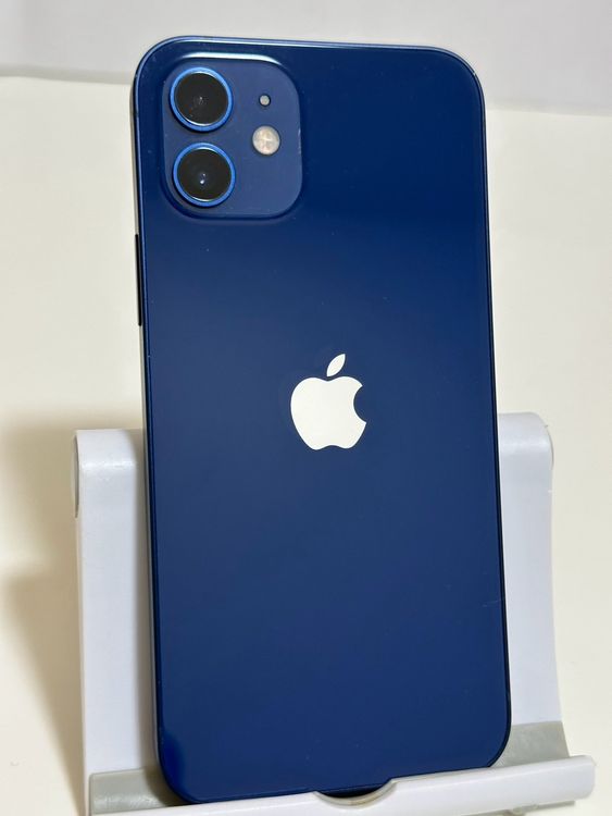 ���Хåƥ꡼88% SIM�ե꡼ iPhone12 64GB �֥롼