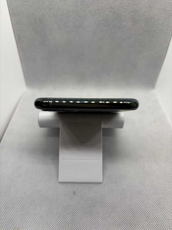 ���Хåƥ꡼86% SIM�ե꡼ iPhone11ProMax 256GB ���꡼��