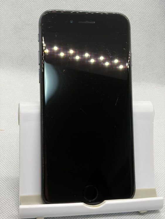 ���Хåƥ꡼86% SIM�ե꡼ iPhoneSE ��3���� 128GB �ߥåɥʥ���