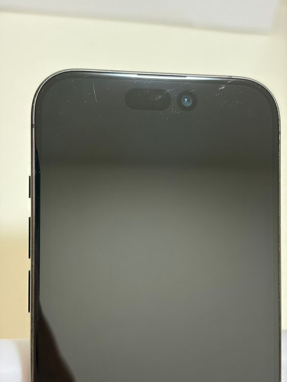 ���Хåƥ꡼81% SIM�ե꡼ iPhone15Pro 512GB �֥�å������˥���