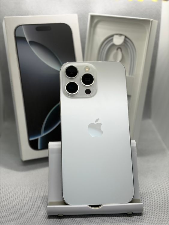 ������̤���� SIM�ե꡼ iPhone16ProMax 512GB �ۥ磻�ȥ����˥���