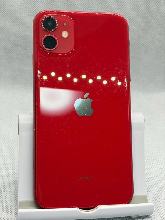 ���Хåƥ꡼80% SIM�ե꡼ iPhone11 64GB ��å�