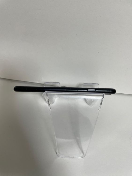 ϥԥͥͥå SIMե꡼ iPhoneSE裲  64GB ֥å ̵