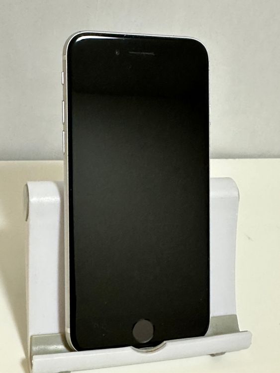 ��SIM�ե꡼ iPhoneSE ��2���� 64GB �ۥ磻��