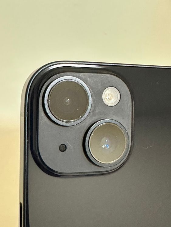 ���Хåƥ꡼84% ���� SIM�ե꡼ iPhone14Plus 128GB �ߥåɥʥ���