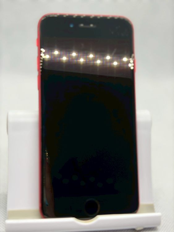 ���Хåƥ꡼86% SIM�ե꡼ iPhoneSE ��3���� 128GB ��å�