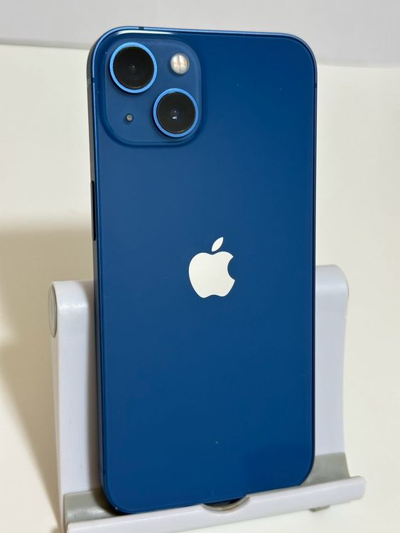 ���Хåƥ꡼81% ���� SIM�ե꡼ iPhone13 128GB �֥롼